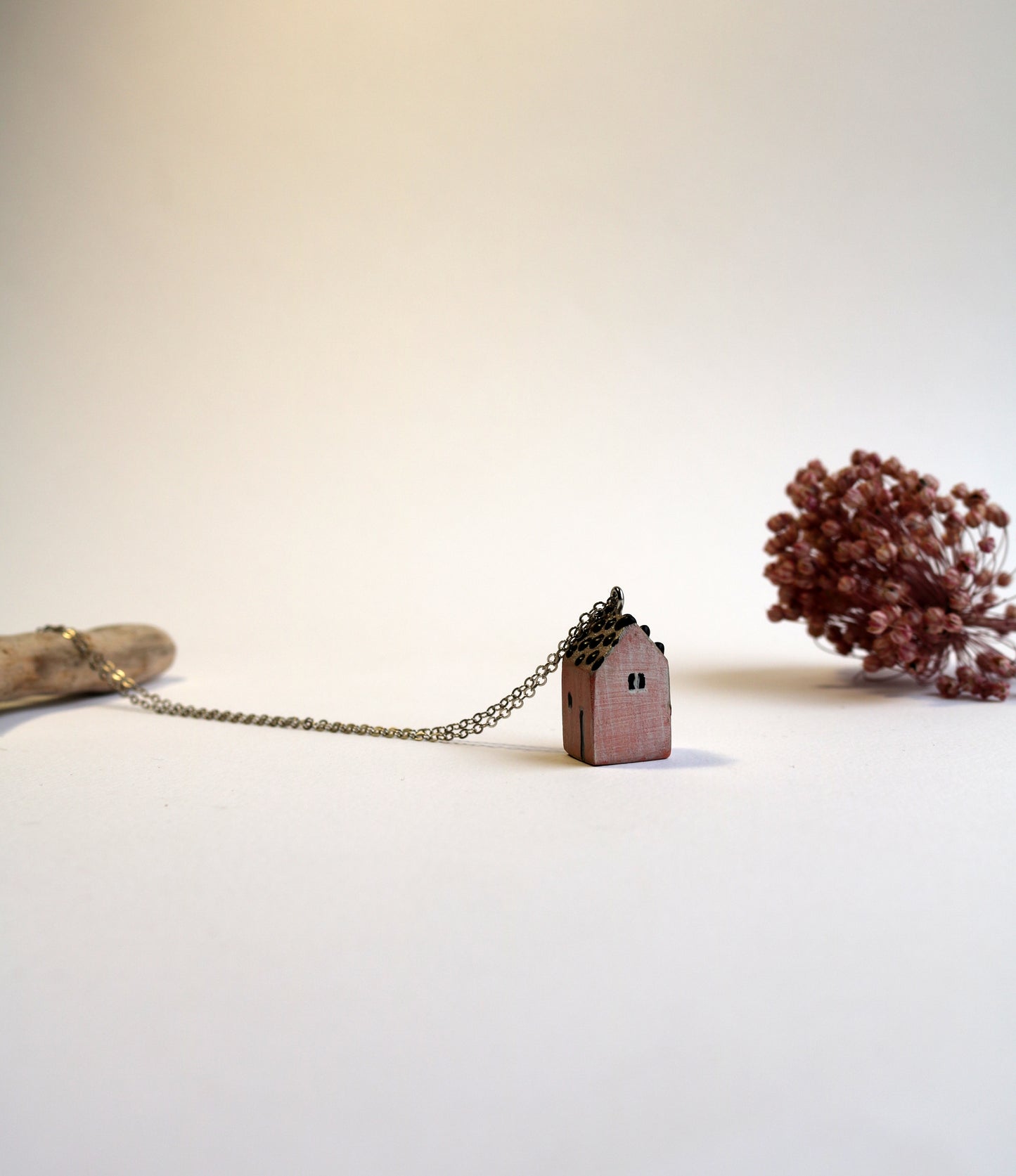 Розовата къща