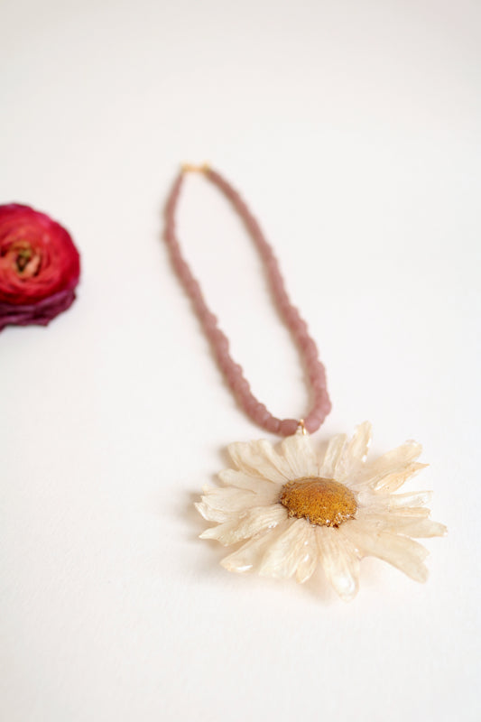 Wild Daisy Necklace
