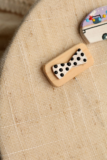 Mini Bow Pin