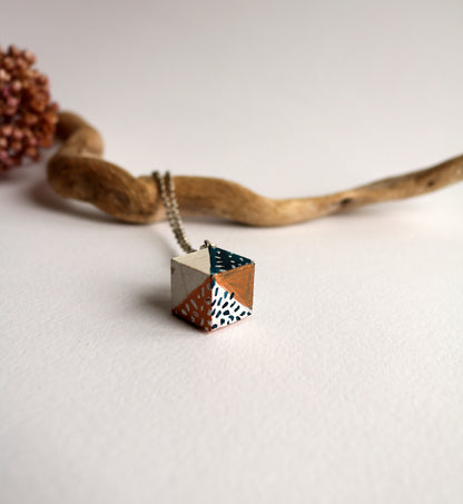 Дървено кубче