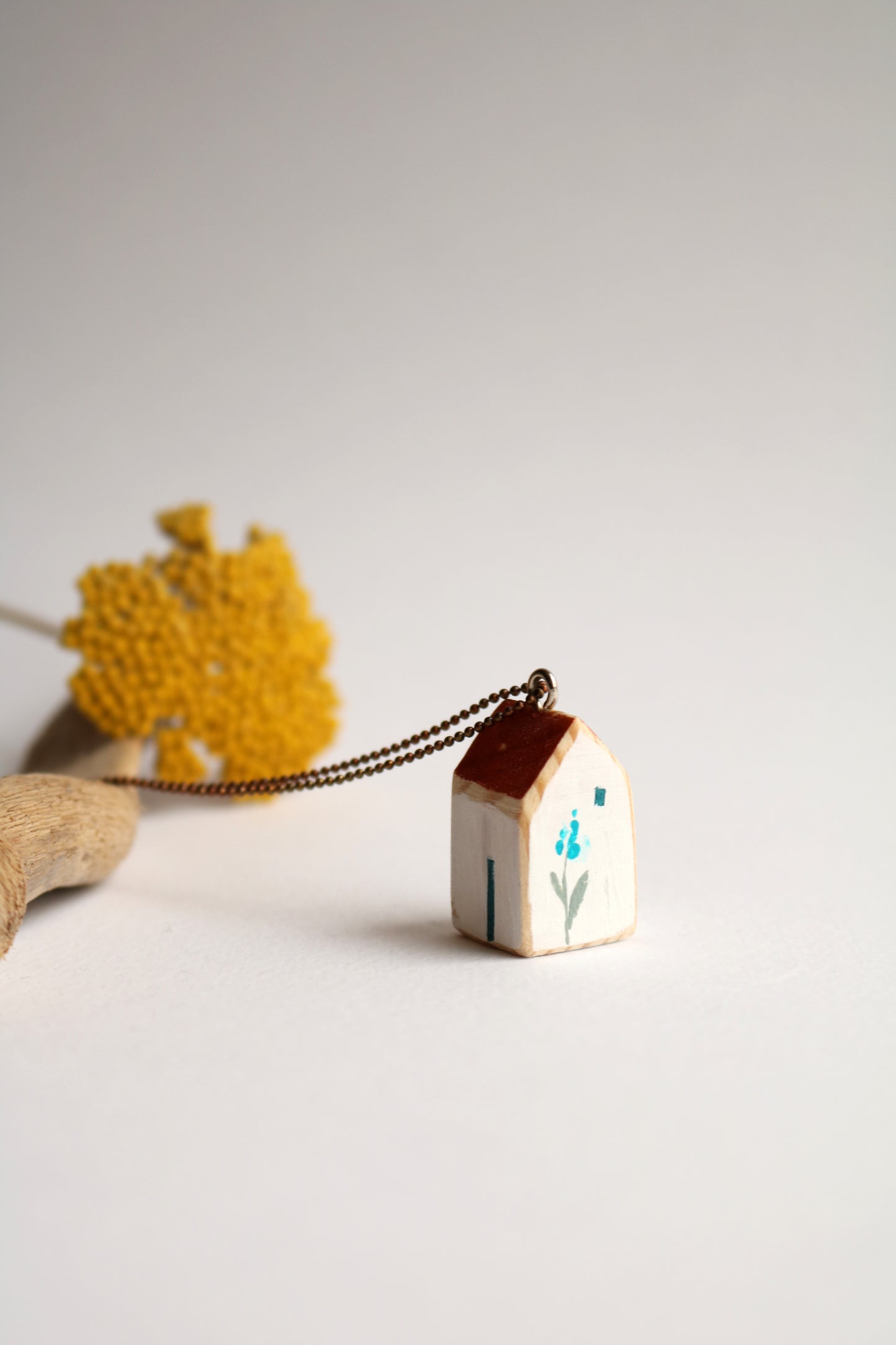 Къщата с цветето